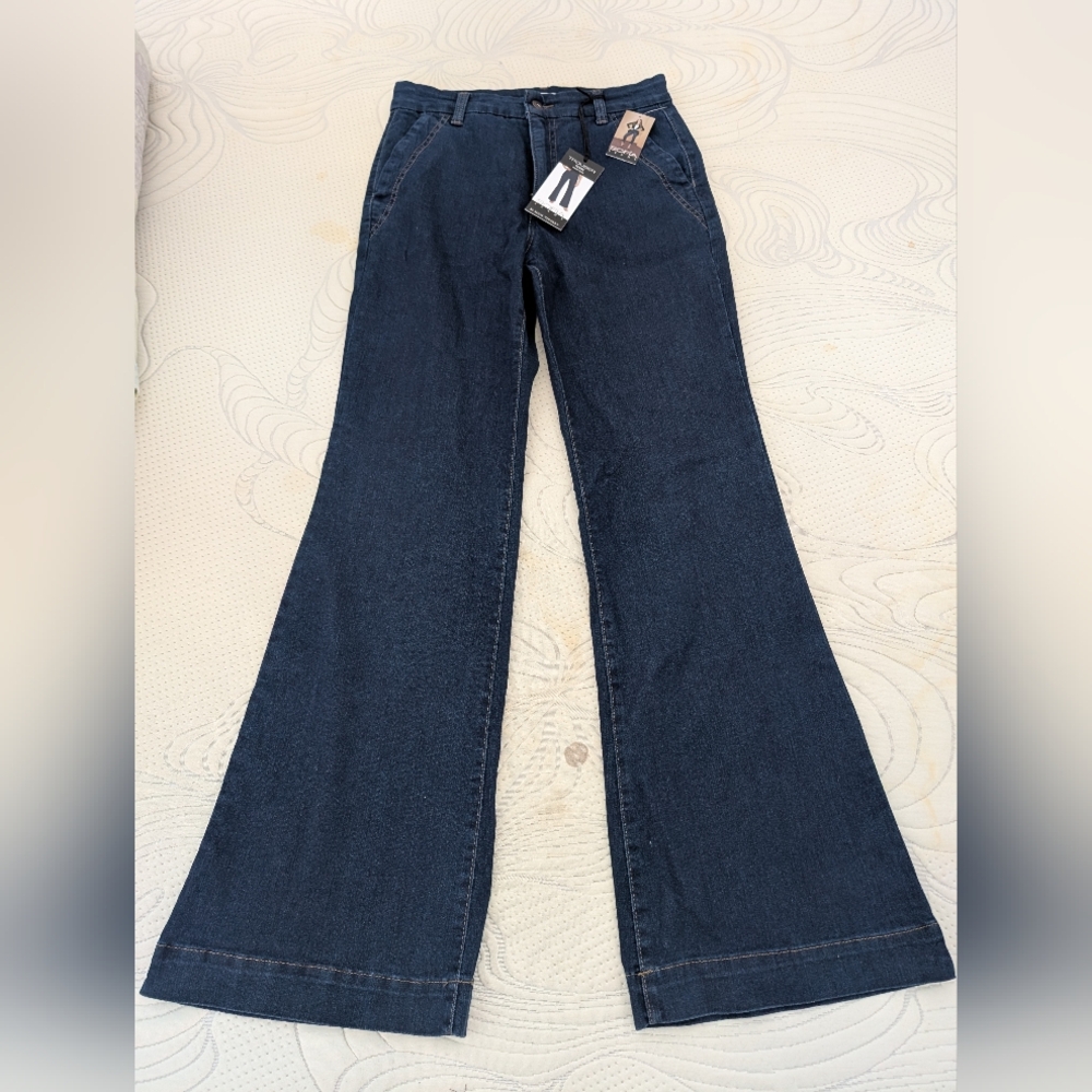 Sofia by Sofia Vergara Dark Blue Trouser Flare Jeans, Size 6